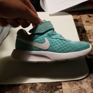 Nike shoes